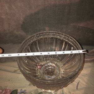 Crystal punch bowl vintage In great shape